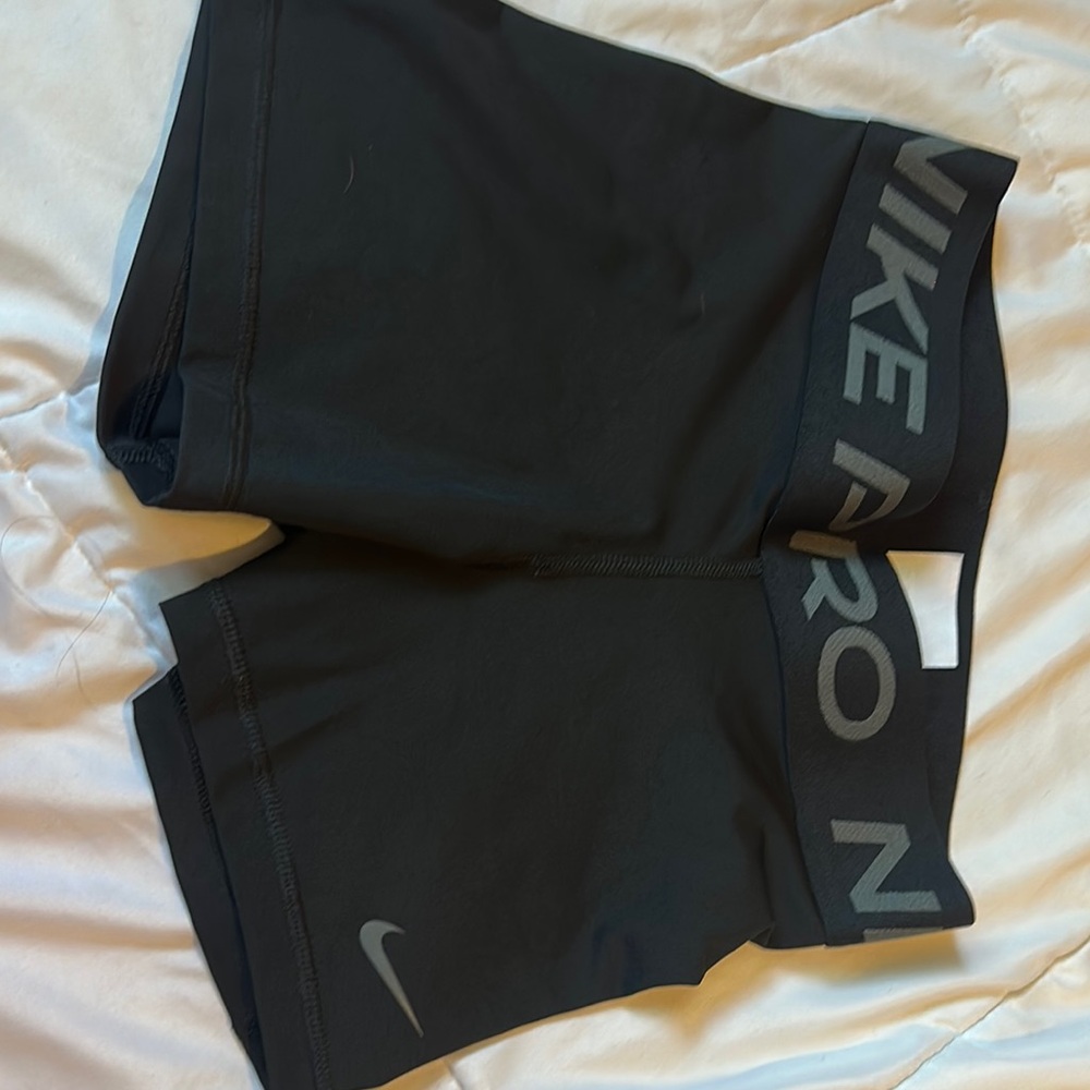 Nike Pro Women’s Black Shorts